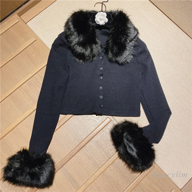 

2020 Autumn and Winter New Sweater Cardigan with Faux Fur Collar Temperament Long Sleeve Short Knit Top Coat Lady