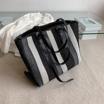 

Unusual Bag Brand Original Design Girls' Bags Fall Commuter Hand Bags Armpit Fashion Joker Toth Work Messenger Bag