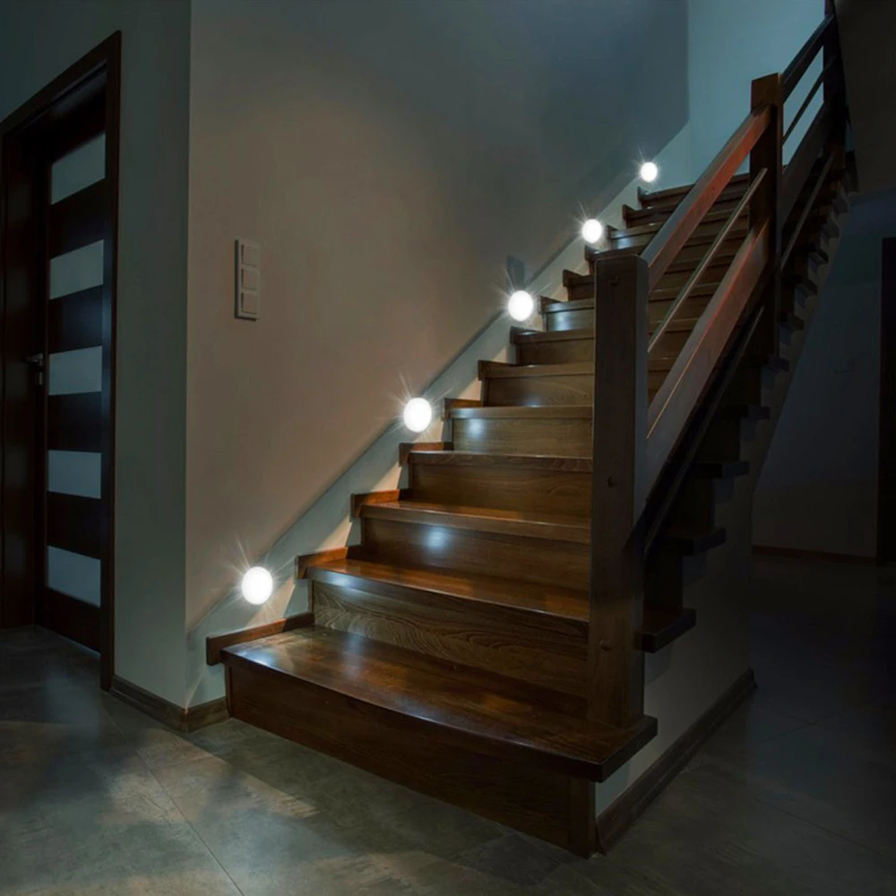 Бра для лестницы в доме