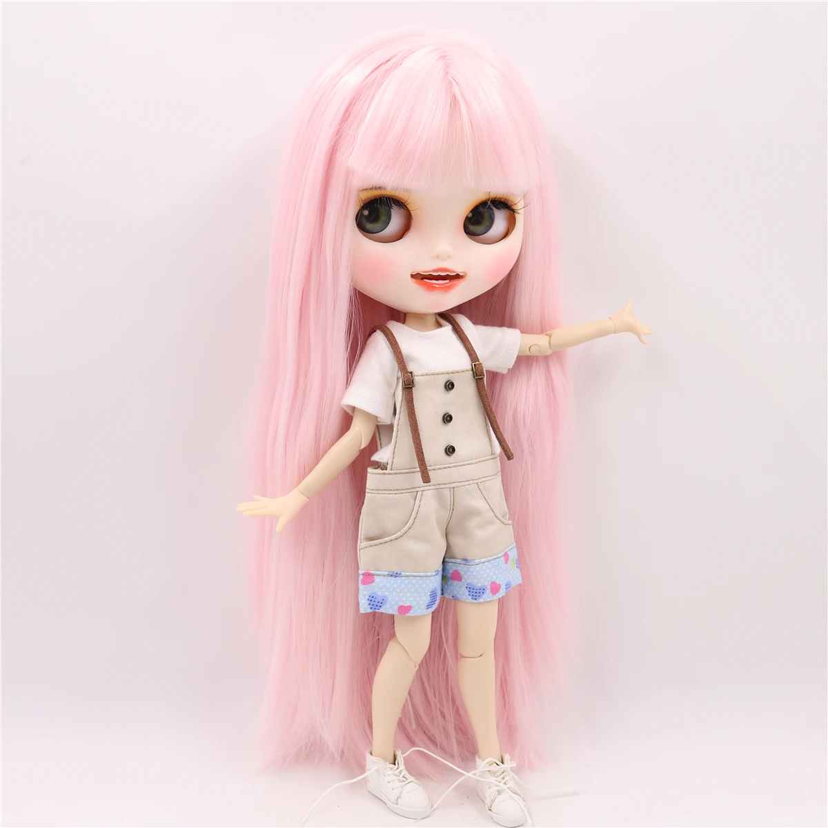 Neo Blythe Doll Grey Overall With White Shirt 1