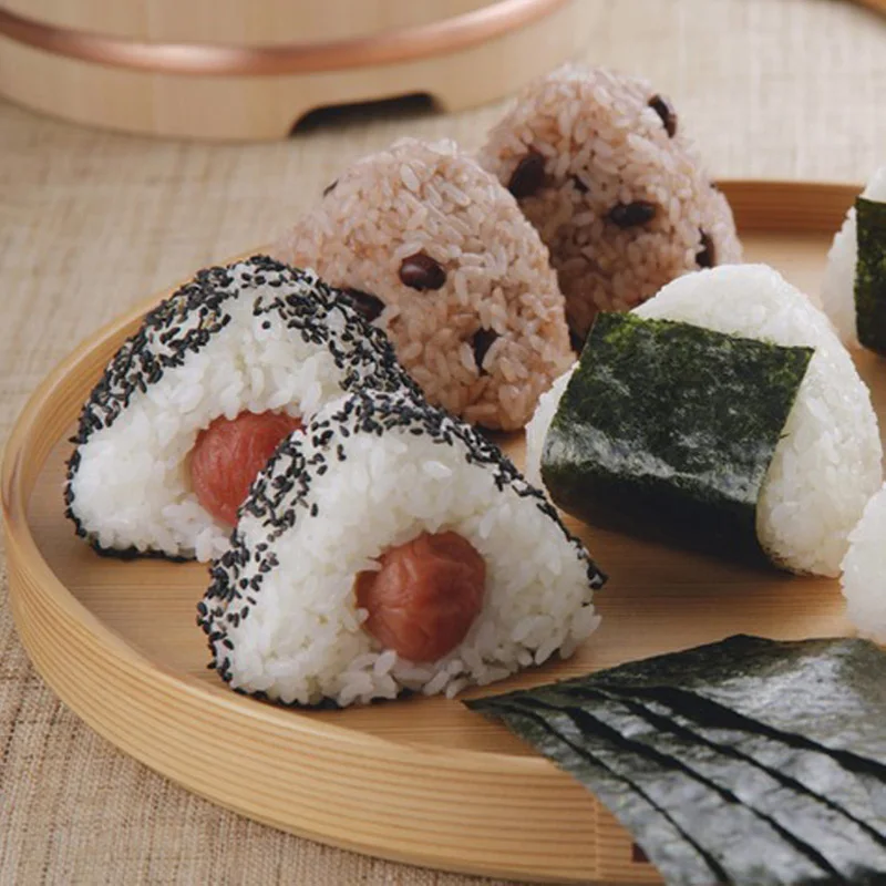 https://ae01.alicdn.com/kf/Hcafc7e251cd0400799d4ec9b5b487318H/4PCS-Set-DIY-Sushi-Mold-Onigiri-Rice-Ball-Food-Press-Triangular-Sushi-Maker-Mold-Sushi-Kit.jpg