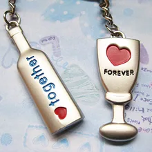 

Couple Keychain Bottel Cup Cute Women Men Car Key Chain Ring Cover Holder Trinket Chaveiro Llaveros Mujer Hombre Sleutelhanger