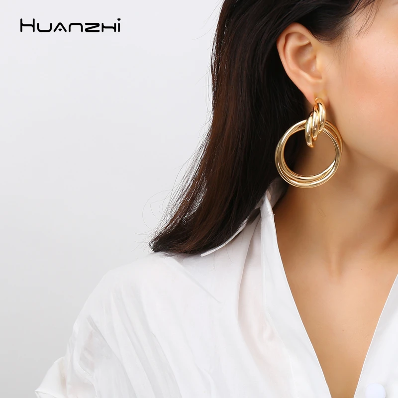 

HUANZHI Bohemian Style 2019 Geometric Circle Multi-layer Winding Kink Hollow Gold Metal Big Stud Earrings for Women Girls Party