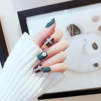 

24pcs/boxed Girls Cute Imitaion Pearl Decoration Matte Artificial Nail Tips Fashion Stripe Design Jump Color Square Fake Nails