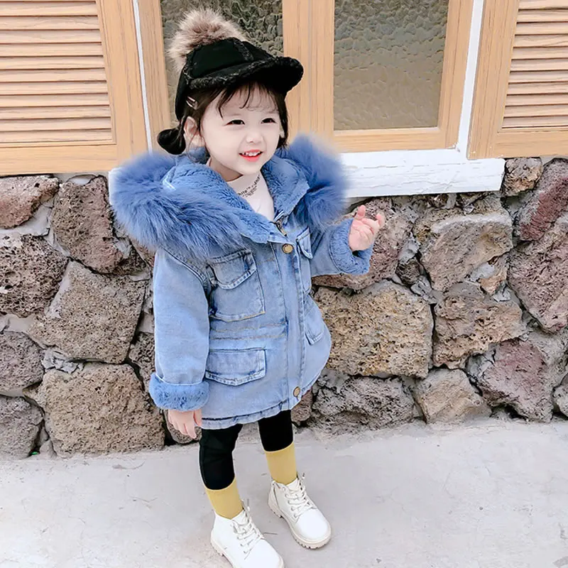 Корейская джинсовая куртка для маленьких девочек; пальто; одежда; сезон осень-зима; детская теплая Джинсовая Верхняя одежда с капюшоном и мехом; детская одежда; От 2 до 6 лет - Цвет: Purple