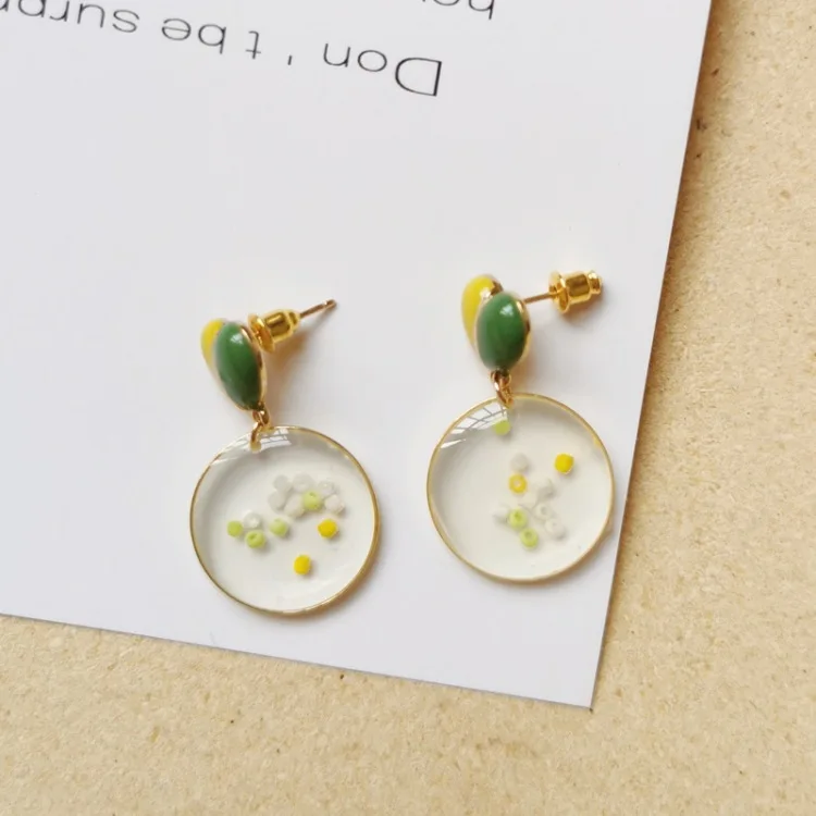 Alloy Needle Green Прозрачные бусины мульти сердца серьги с клипсами корейская мода очаровательные серьги - Окраска металла: Alloy Needle Green