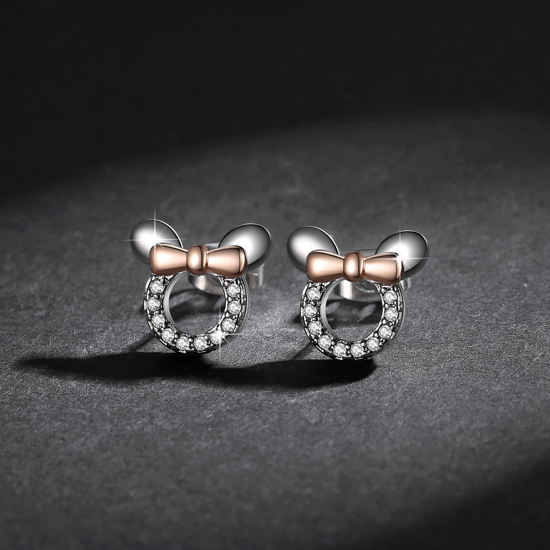 Серьги в виде мышей Минни для женщин и девочек, милые серьги с животными, инкрустированные сверкающим цирконием, Простые Модные ювелирные изделия, Прямая поставка