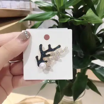 

Free Shipping Christmas staghorn Design Brooch CZ Stone with Pearl Cute Beautiful Animal Pin Winter Jewelry Pins