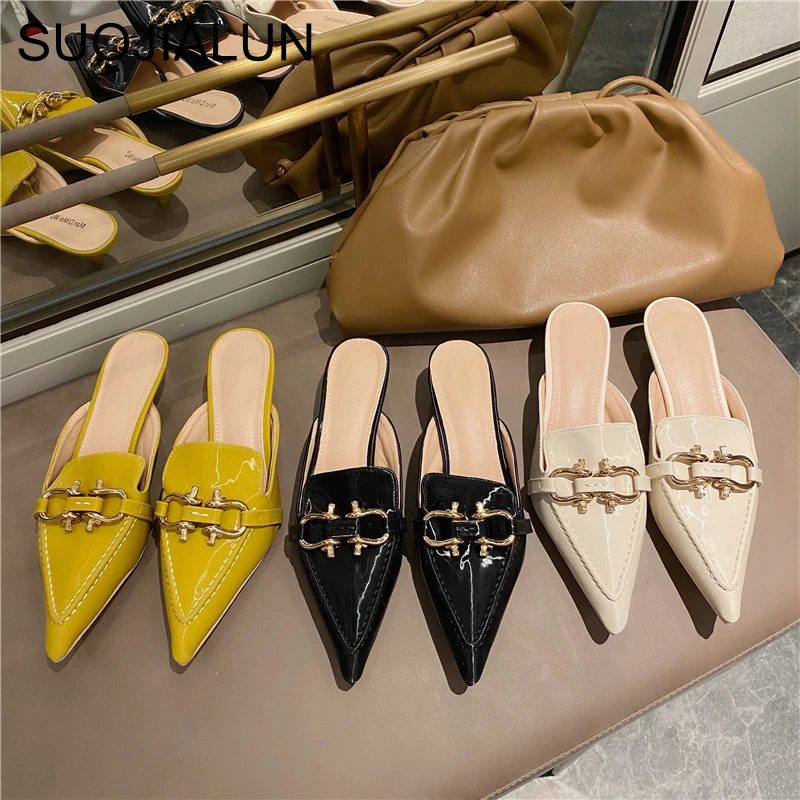 

SUOJIALUN Women Mules Slipper Metal Buckle Decoration Low Heels Slides Slippers Slip on Pointed Toe Sandal Shallow Pumps