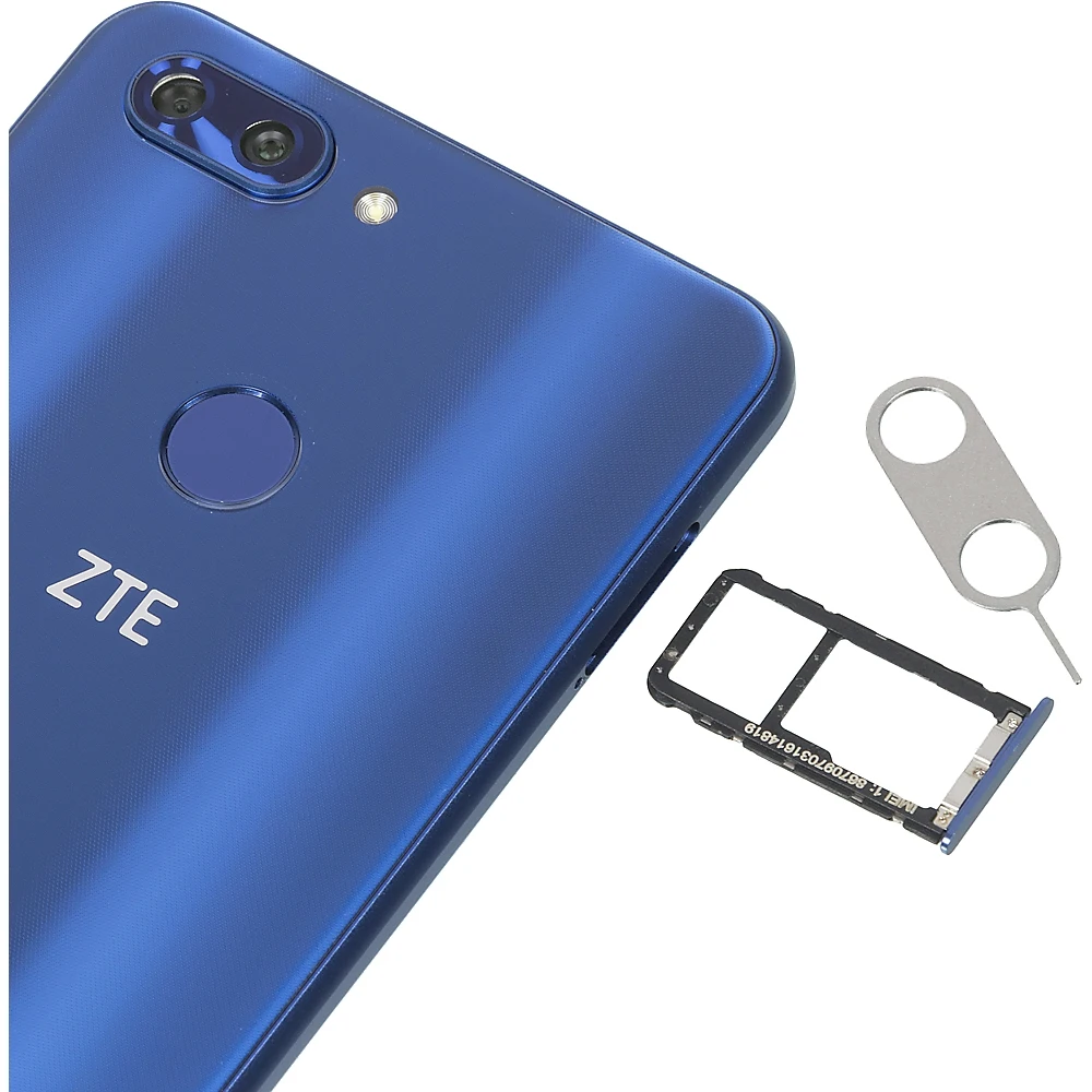 Смартфон ZTE Blade V9 64Gb 4Gb синий 3G 4G 2Sim 5.7" IPS 1080x2160 And8.1 16Mpix 802.11bgn NFC GPS