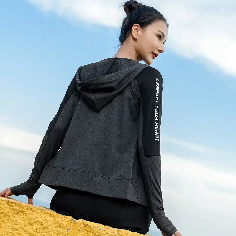 yoga jacket with thumb holes