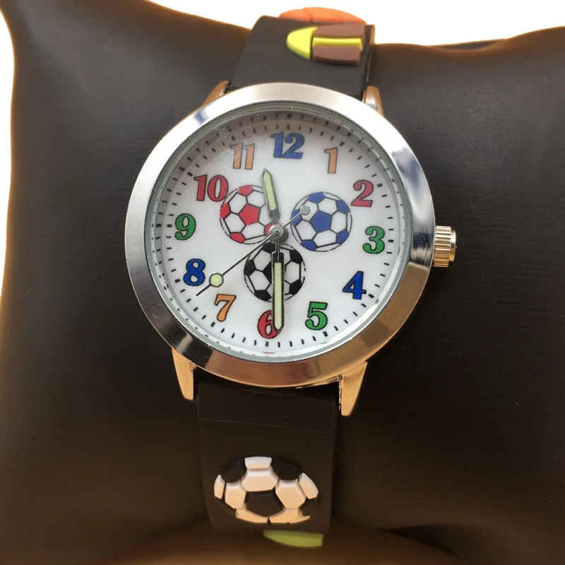 free drop shipping new 2020 hot fashion kids watches jelly silicone football watch girl students wristwatches cheap price (19)