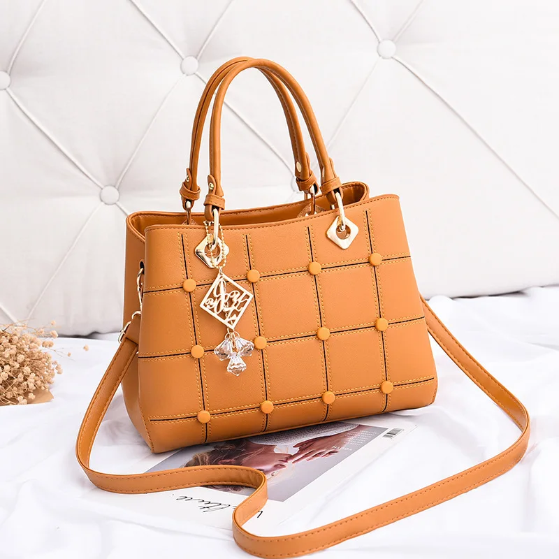 

Saffiano Bag WOMEN'S Bag 2018 New Style Europe And America Fashion Rivet Versatile Shoulder Handbag Bags