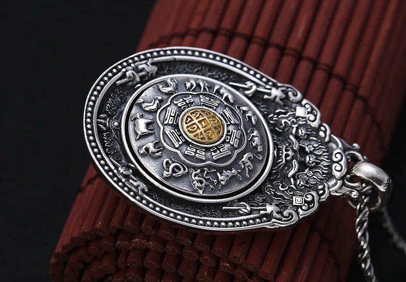 silver-om-pendant010E