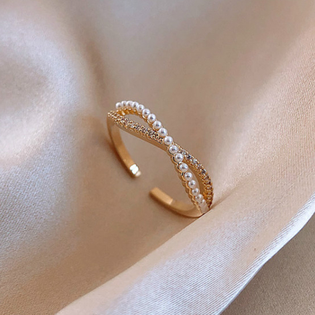 New Simple Temperament Finger Ring For Women Exquisite Rhinestone Zircon Adjustable Ring Girls Party Banquet Jewelry Gift