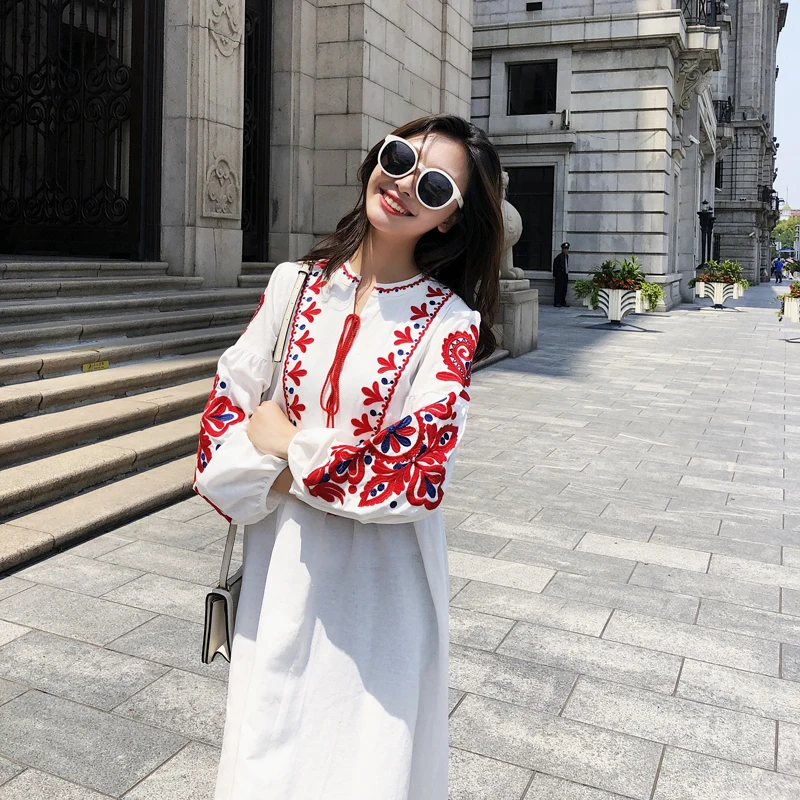 

2019 Women Embroidered Dress Retro Loose Lantern Sleeve with Embroidery Cotton Linen Long Women Boho Dress Autumn Casual Dress
