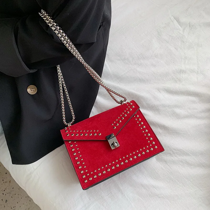 Винтажные кожаные сумки через плечо для женщин, модные сумки на цепочке с заклепками и клапаном, женские сумки-мессенджеры цвета хаки - Цвет: Red