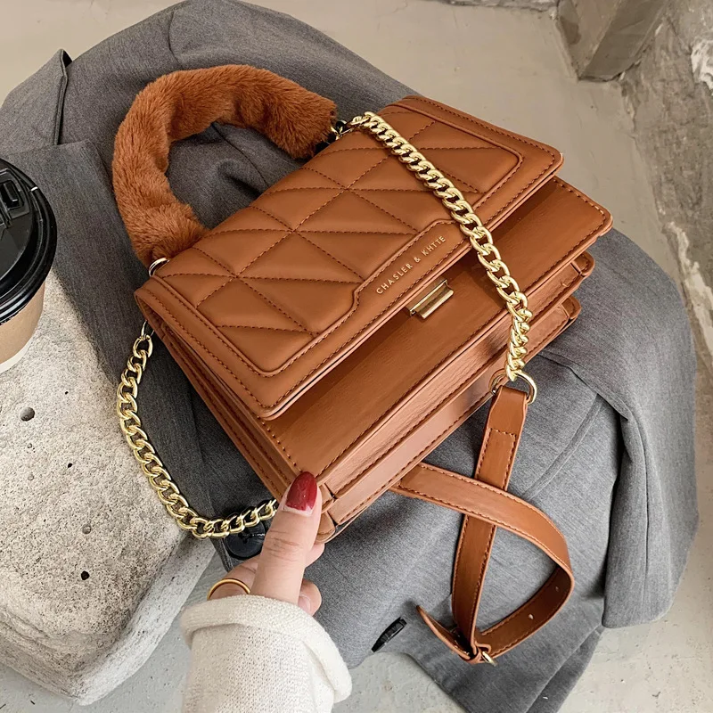 

Autumn and winter retro women's bag 2020 popular new trendy personality plush portable shoulder bag fashion messenger chain bag