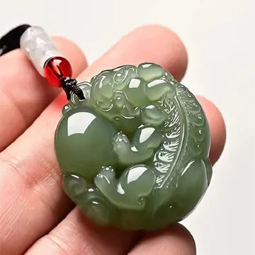 

Xinjiang Natural Qing Jade Pixiu Chinese Mythical Animal Pendant Neck Decoration Crafts Necklace Accessories Fine Jewelry