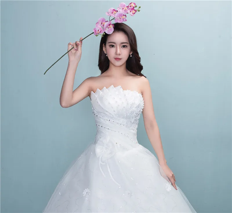 Vivian's Bridal без бретелек Кристалл цветок украшение женское свадебное платье Белый Королевский поезд обратно кружева Многоуровневое свадебное платье