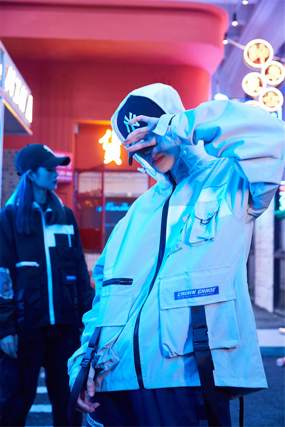 Мужские карго куртки пальто уличная Лоскутная куртка ветровки Harajuku Осень модное пальто с карманом для мужчин HZ450