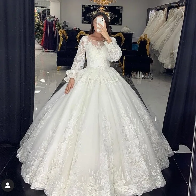 

Vintage luxury ball gown Wedding Dresses Long Sleeves 2021 Lace bridal gown Sheer Neck sweep Train Vestido De Novia plus size