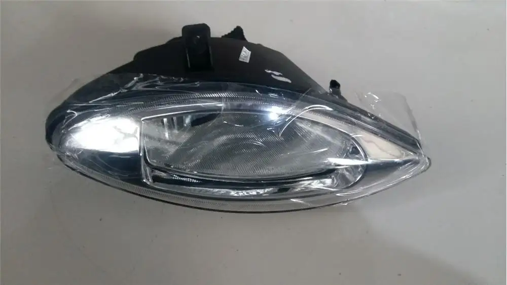 front left Противотуманный светильник в сборе для Great wall витиеватый крест OEM: 4116100-S08A 4116200-S08A - Цвет: front left
