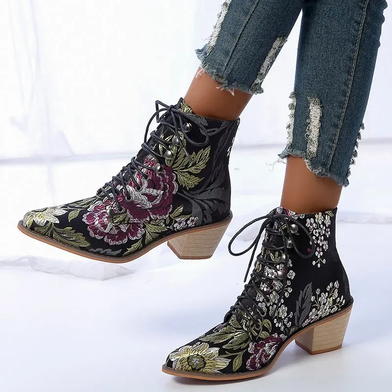 New Women Luxury Silk Boots short Ankle Boots New Autumn and Winter Embroidery Women's Motorcycle Boots Lace-up Shoes Women
