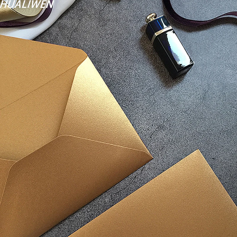10 unids/set Luz de moda de lujo todo-Partido retro papel de oro brillo tarjeta de regalo cubierta