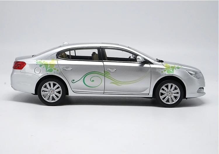 Оригинальная Авторизованная фабрика литья под давлением 1:16 Roewe E950 Roewe 950 электрическая литая под давлением металлическая классическая игрушка модели для подарка, коллекция