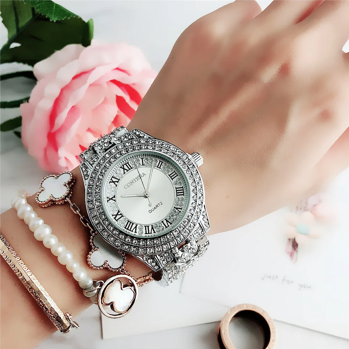 7220ZX Kuangchenna новые модные кварцевые часы со стальным ремешком для мужчин и женщин Заводской магазин