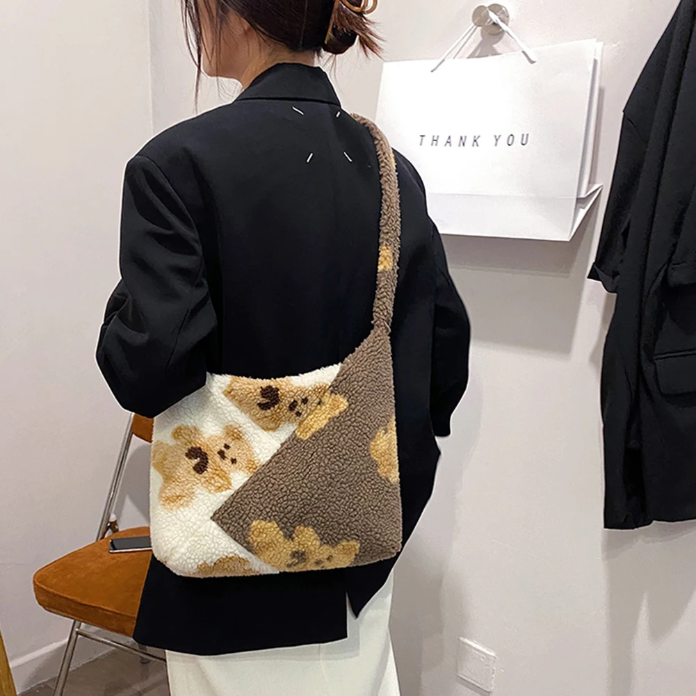 Hcb3deb9a2b7846e9bf83d0b54935d81fP Women Fashion Bear Print Hit Color Shoulder Bag Female Casual Autumn Winter Plush Small Crossbody Bags Female Fluffy Tote Bags