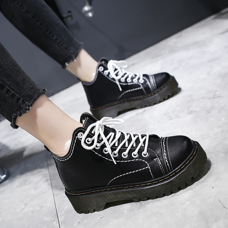 2019 Winter New Women Martin Boots Comfortable Non-slip Keep Warm Oxford Sole Plush Snow Boots Lace-up Round Toe Ankle Boots 2019 Winter New Women Martin Boots Comfortable Non-slip Keep Warm Oxford Sole Plush Snow Boots Lace-up Round Toe Ankle Boots