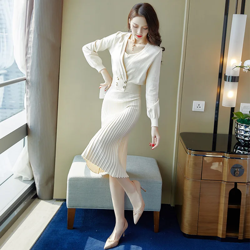 

Hepburn Wind Set 2019 Autumn And Winter WOMEN'S Dress New Style Korean-style Fresh And Sweet Sweater Skirt Two-Piece 9307