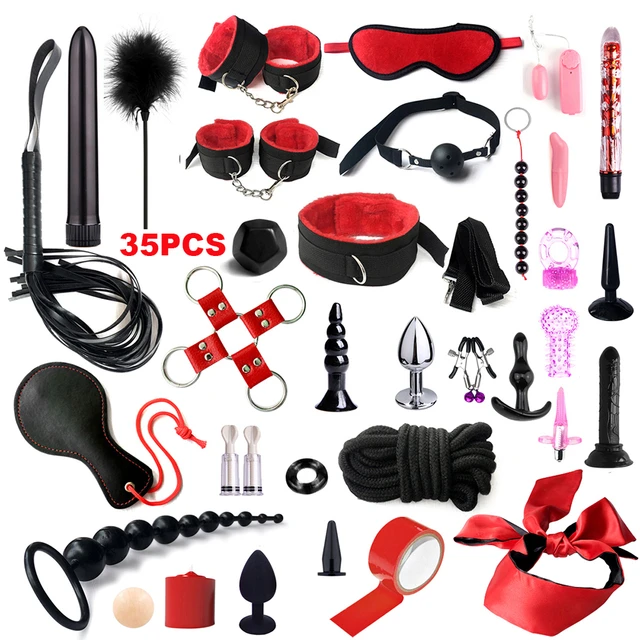 El set de accesorios para juegos sexuales bdsm látigo mordaza y