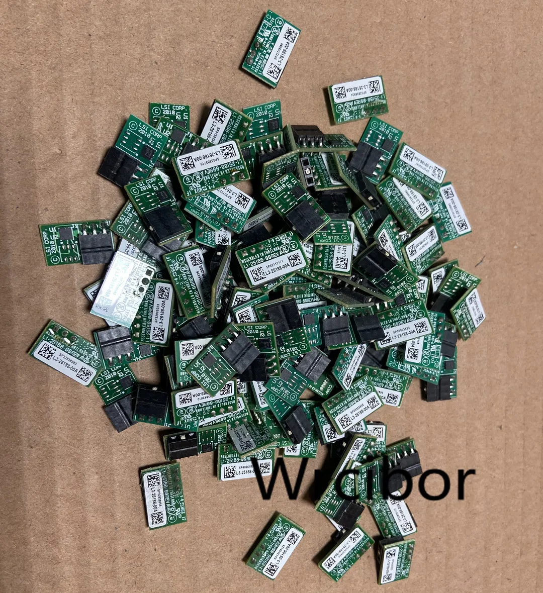 1pcオリジナルlsi L3-25188-00A cachecade hwキー9267-8i 9272