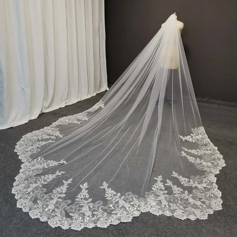 Customized Real Photos Scalloped Edge Bling Sequins Lace Long Wedding Veil with Comb 3.5 Meters 1 Tier Bridal Veil