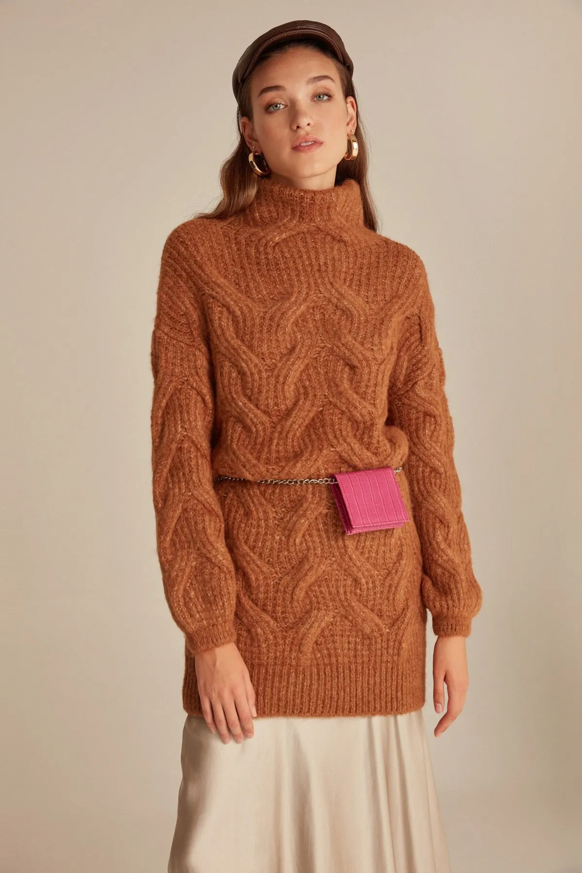 

Hair Weave Upright Collar Knitwear Dress