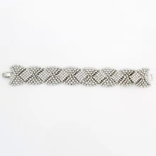 Браслеты YFJEWE, свадебные ювелирные изделия, стразы, посеребренные браслеты с кристаллами для женщин, стразы, браслеты на манжетах# B102