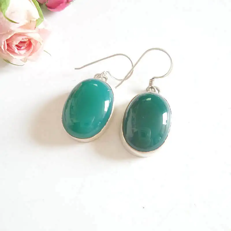 

Nepal 925 Sterling Silver Inlaid Natural Green Agates Lovely Oval Earrings Vintage Hand Jewelry Lady T9115