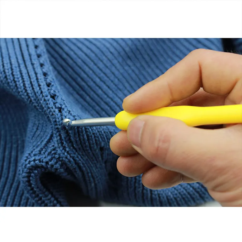 Soft handle non-slip mixed metal crochet TPR stainless steel knitting machine tool DIY crafts 13.7 centimeters