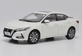 

1/18 Scale Nissan SYLPHY 2019 2020 White Diecast Car Model Collection Gift