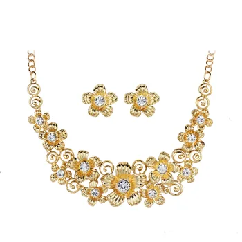 

Fashion Jewelry Luxury Temperament Exquisite Flower Shape Necklace Earrings Wedding Jewelry Lady Beauty Plus Points
