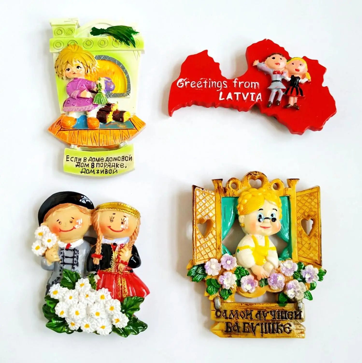 

New Grandparents On Window Sill Of Russian Folk House 3D Fridge Magnets Tourism Souvenirs Refrigerator Magnetic Stickers Gift