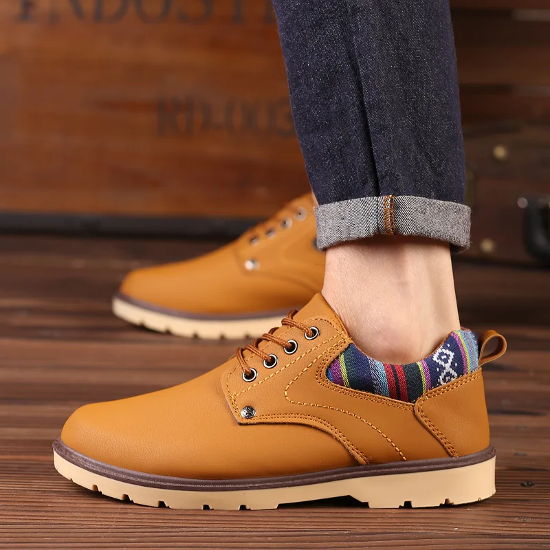 

Ethnic Ankle Low Men Business Military Boots Lace-Up Casual Winter Western Boots Solid Rivet Shallow Working Shoes