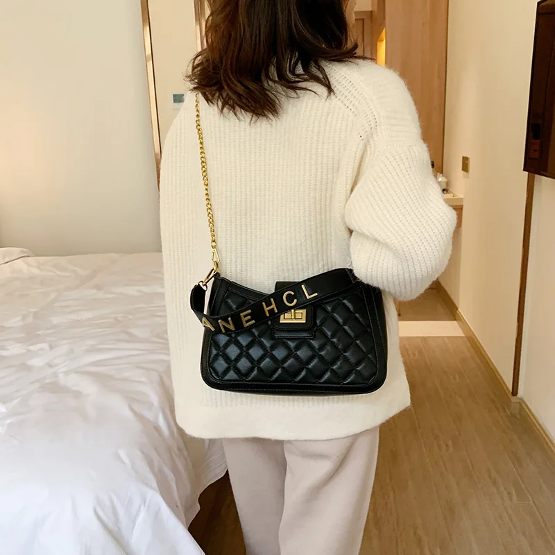 

2019 Winter New Style Women's Bag Korean-style Rhombus Square Sling Bag Industrial Lettered Hand Square Bag Versatile Shoulder W