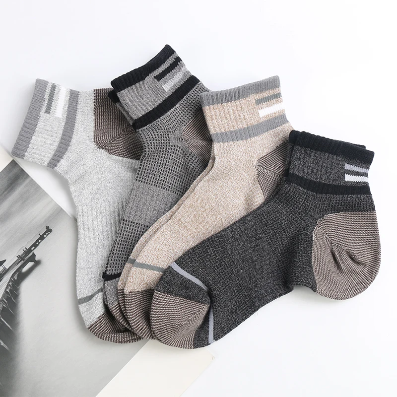 

DONG AI Fashion Men's Socks Comfortable Stripe Cotton Sock Slippers Short Ankle Socks Breathable Men Sports High Quality