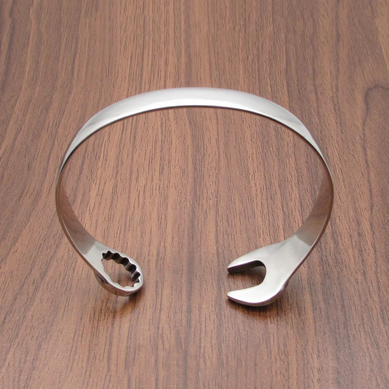 Punk Silver Color Stainless Steel Mechanical Intaglio Single Head Wrench Bangle Wristband For Men's Gift bangle bracelet stainless steel bracelet
