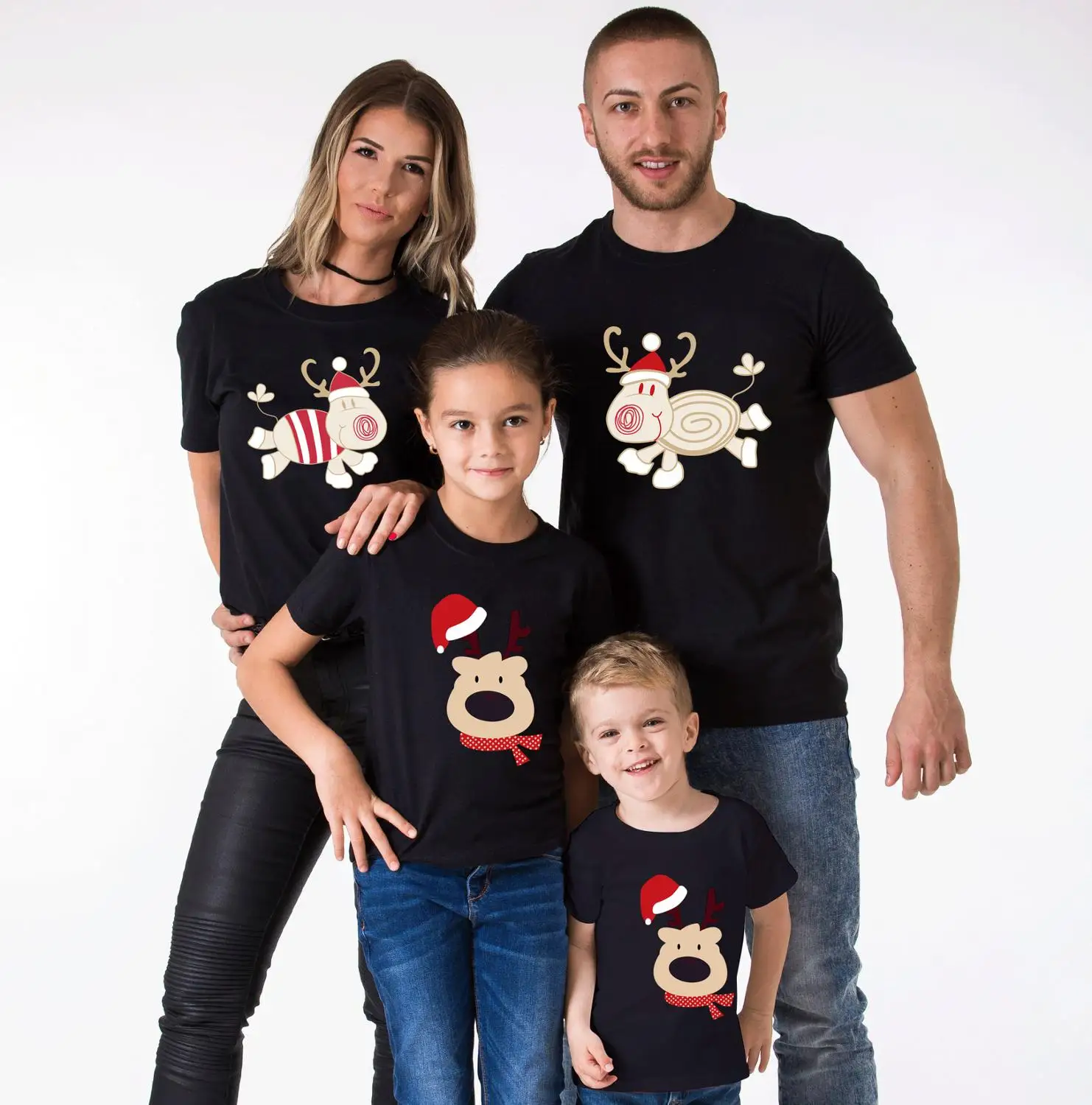 Новые футболки с рождественским узором, одинаковые футболки с рисунком для всей семьи, милые футболки с принтом оленя одежда для мамы и дочки футболки для папы и ребенка