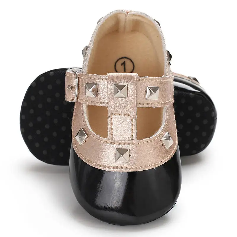 

Baby Girl shoes Fashioin Rivet 4 color Shoes Anti-Slip Sneakers Soft Sole toddler shoes Newborn Baby girls Princess First Walker